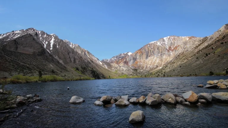 Convict Lake, a dog-friendly hiking trail in Mammoth Lakes, California
