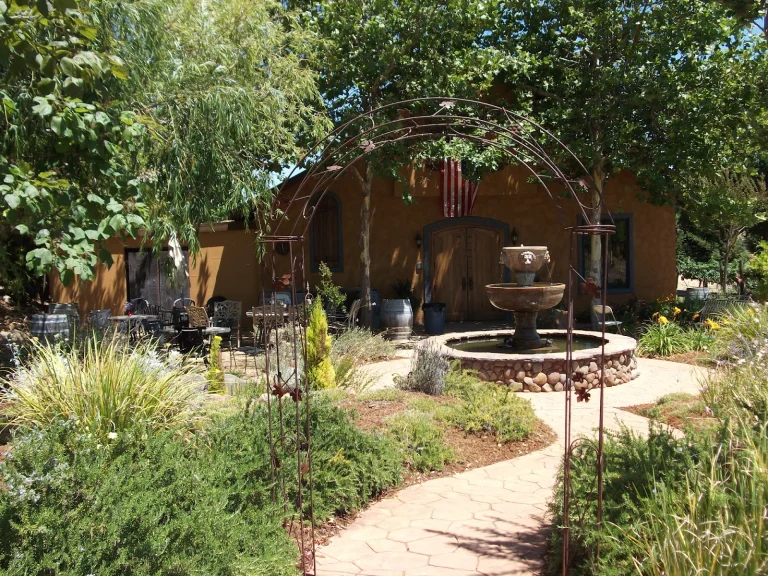 Ayrael Vieux Vineyard & Winery