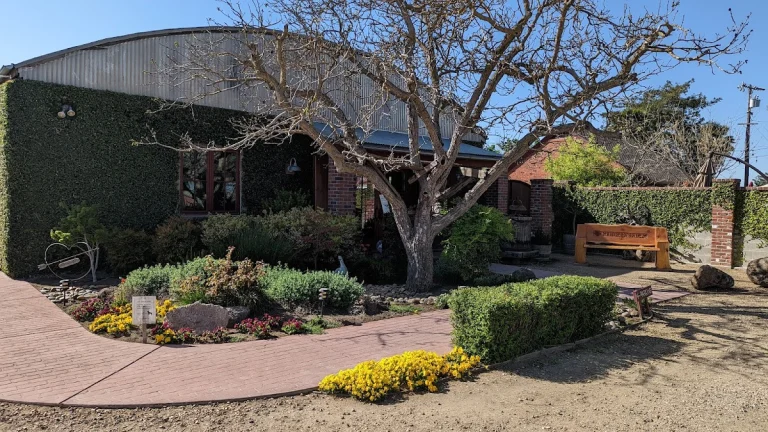 Klinker Brick Winery, a dog-friendly winery in Lodi, California