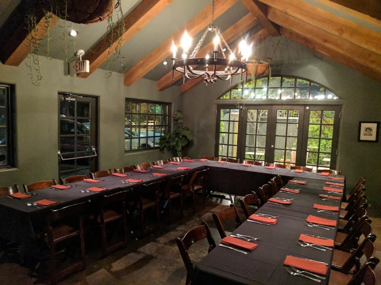 Villa Creek, a dog-friendly winery in Paso Robles, California