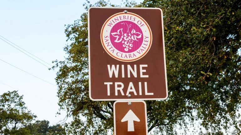 Wine Trail sign directs visitors to wineries of Santa Clara Valley - Gilroy, California, USA - 2021