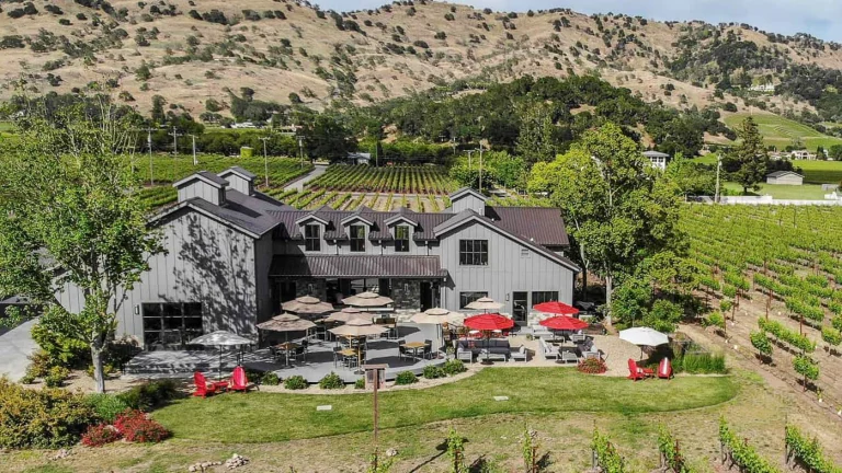 Goosecross Cellars, a dog-friendly restaurant in Yountville, California