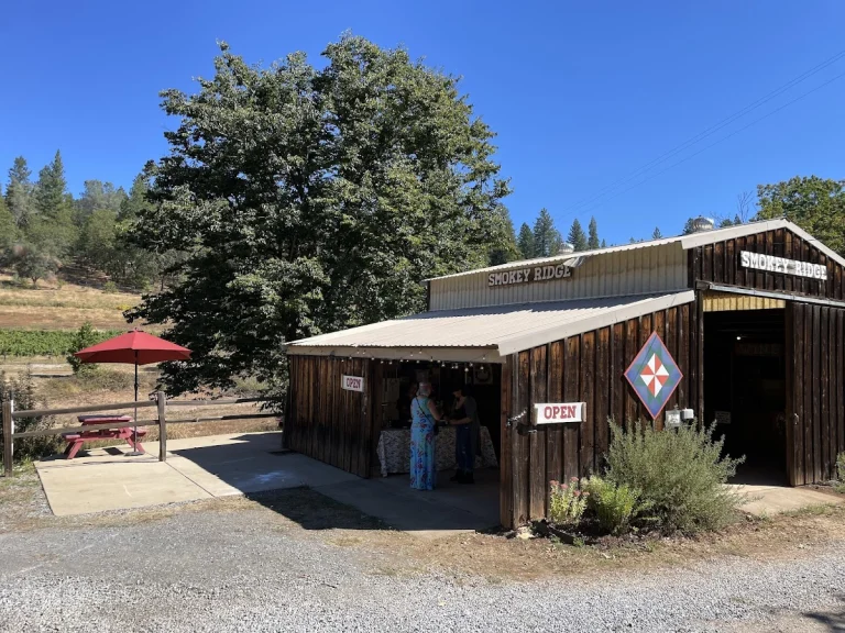 Smokey Ridge Ranch & Winery, a dog-friendly winery in Placerville, California